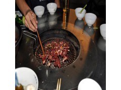 灶福牌“怪桌”—筛网烤图1